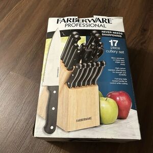 Faberware Professional 17 Piece Cutlery Set New Open Box
